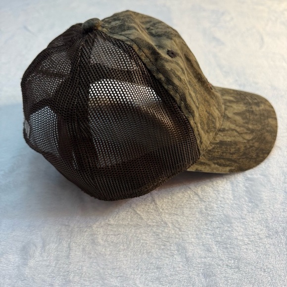 Fort Thompson MossyOak Bottomlands Hat w/a Vibrant Duck Foot & Band Embroidered - Picture 4 of 7